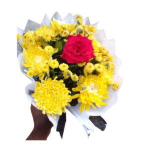 Golden Bloom Rose Delight Bouquet